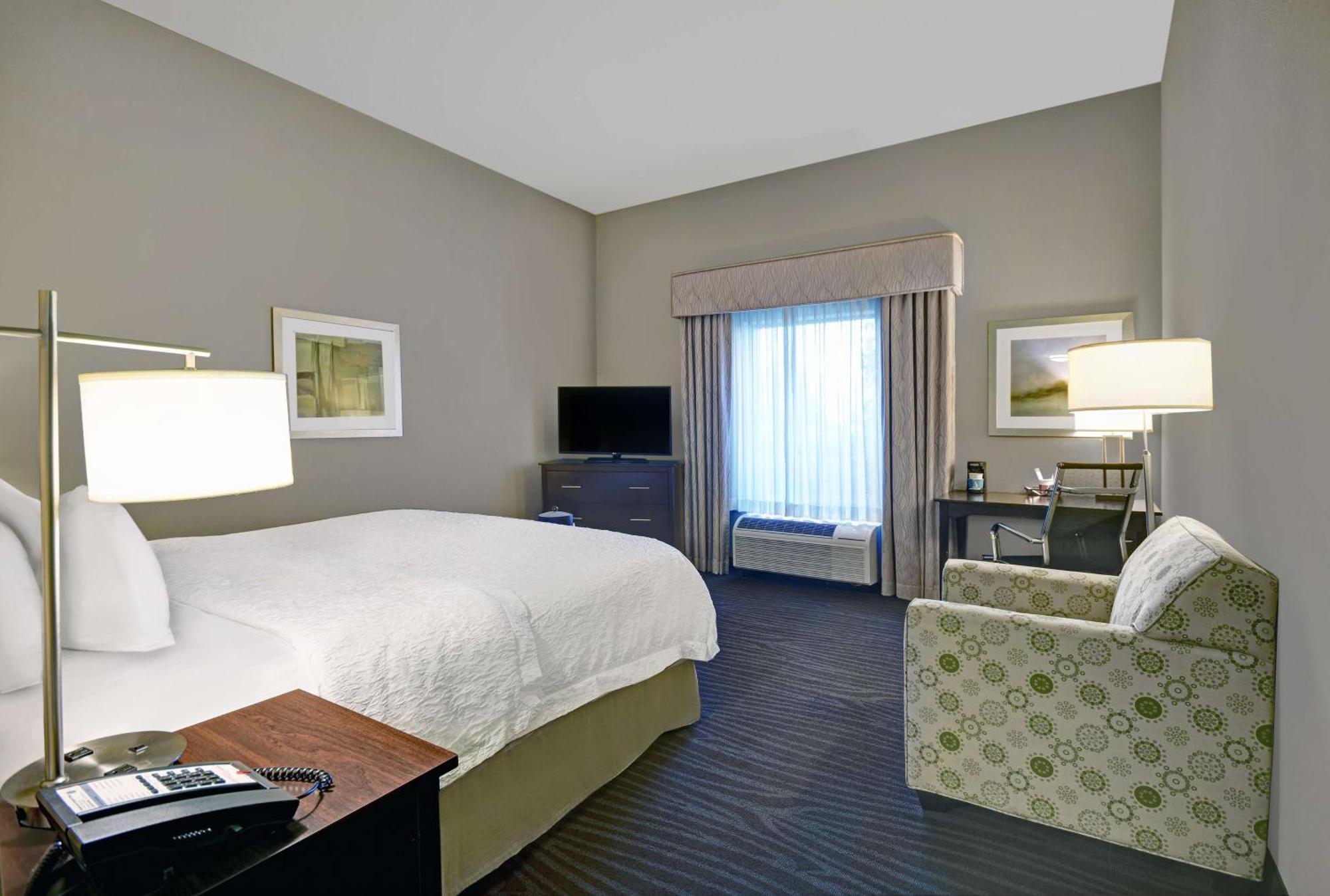 Hampton Inn And Suites Robbinsville Exterior foto